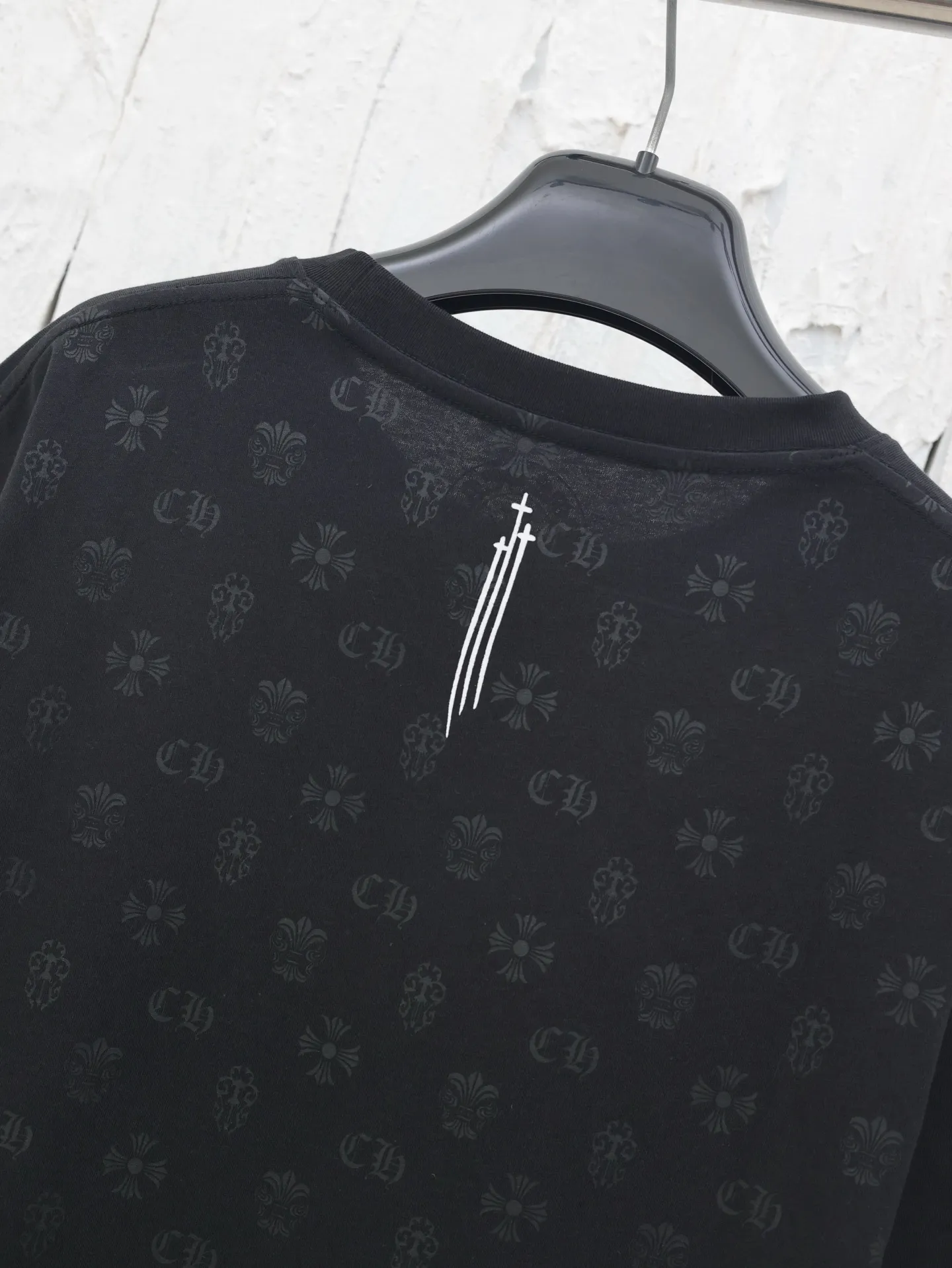 🅿️280 Come heart*/Cro Heart 25Ss short-sleeved T-shirt with full back printing. The fabric is made of 26-woven 200g cotton. The printing uses special imported slurry. Customized supporting accessories. Size: S/M/L